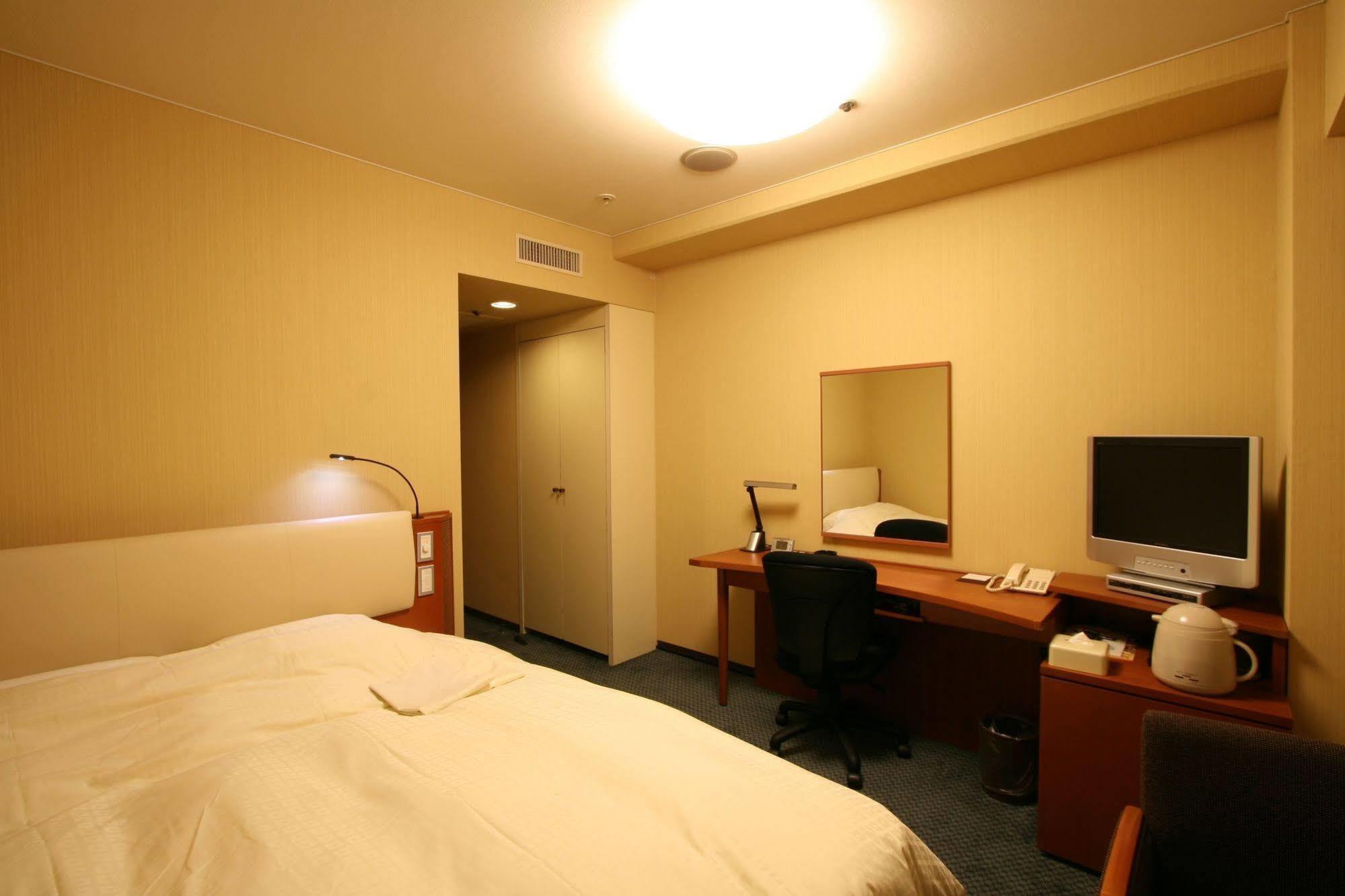 Smile Hotel Sendai-Kokubuncho Екстериор снимка